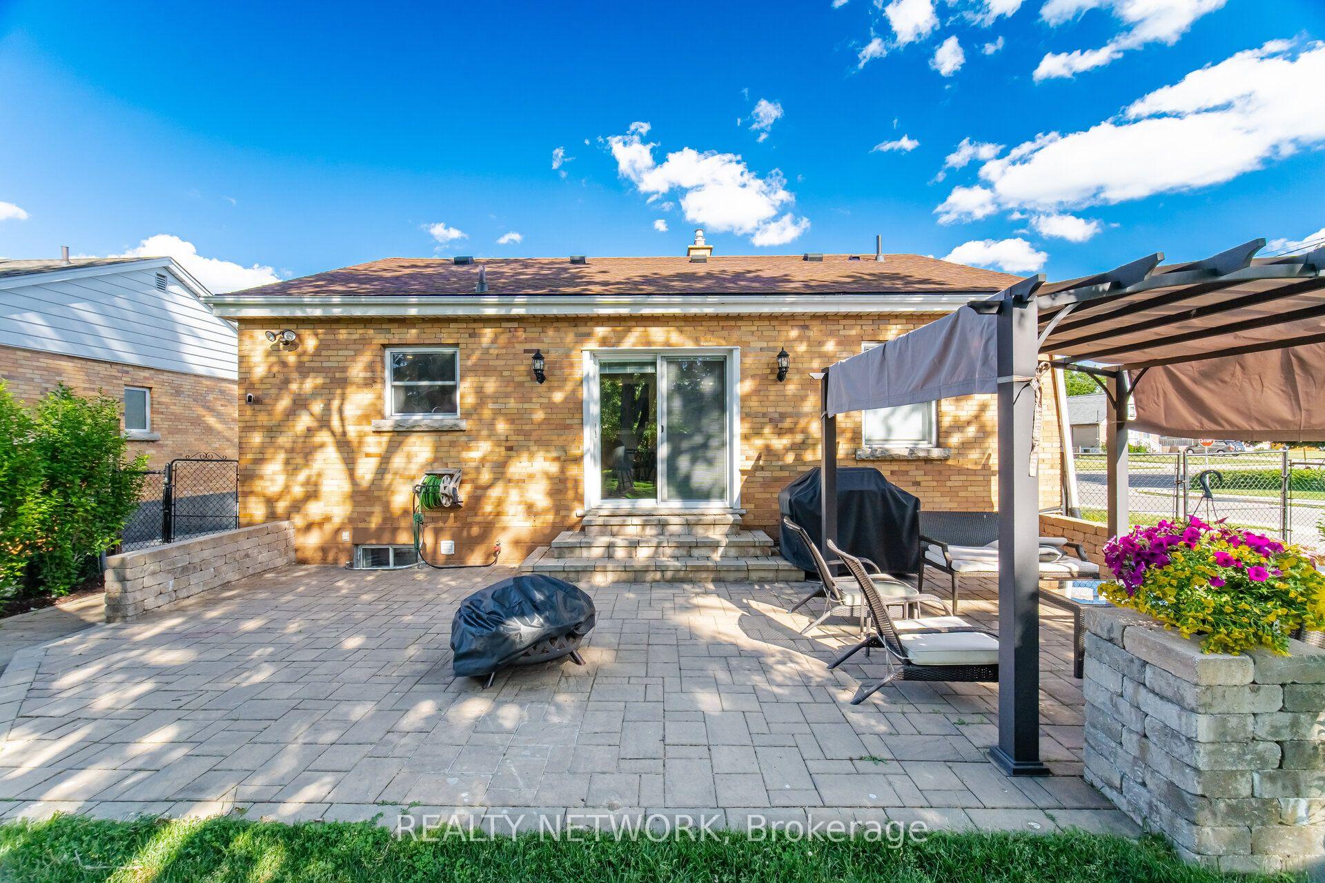 Photo 48 of 622 Upper Sherman Avenue, Hamilton, Burkholme — HOMEH