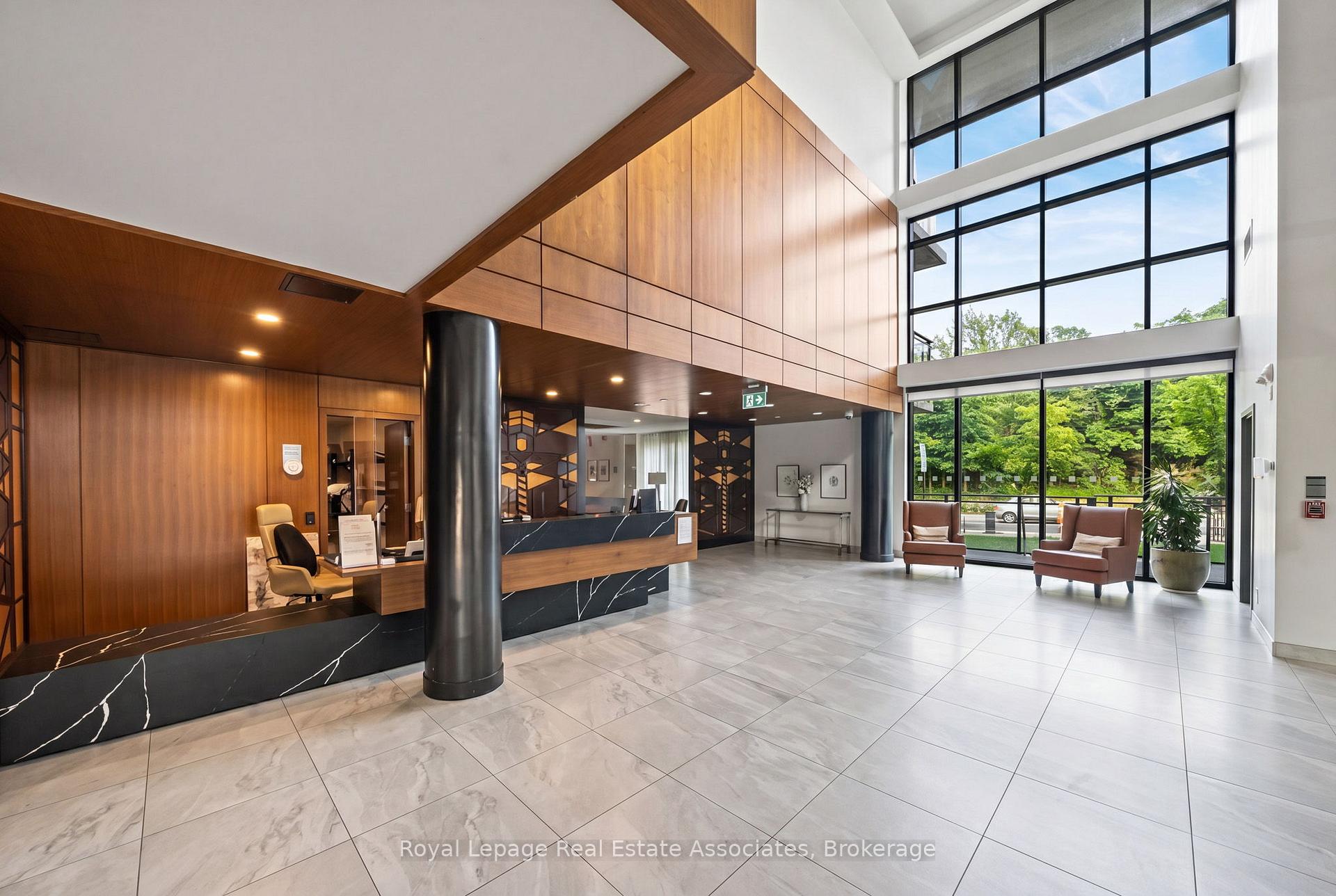 Front of Unit GR26, 1575 Lakeshore Road W