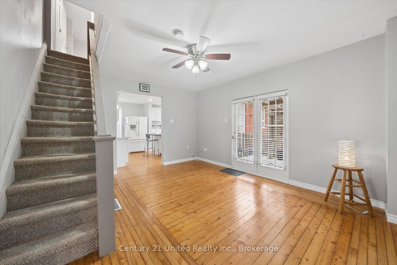 Photo 7 of 270 Rogers Street, Peterborough, Ashburnham Ward 4 — HOMEH