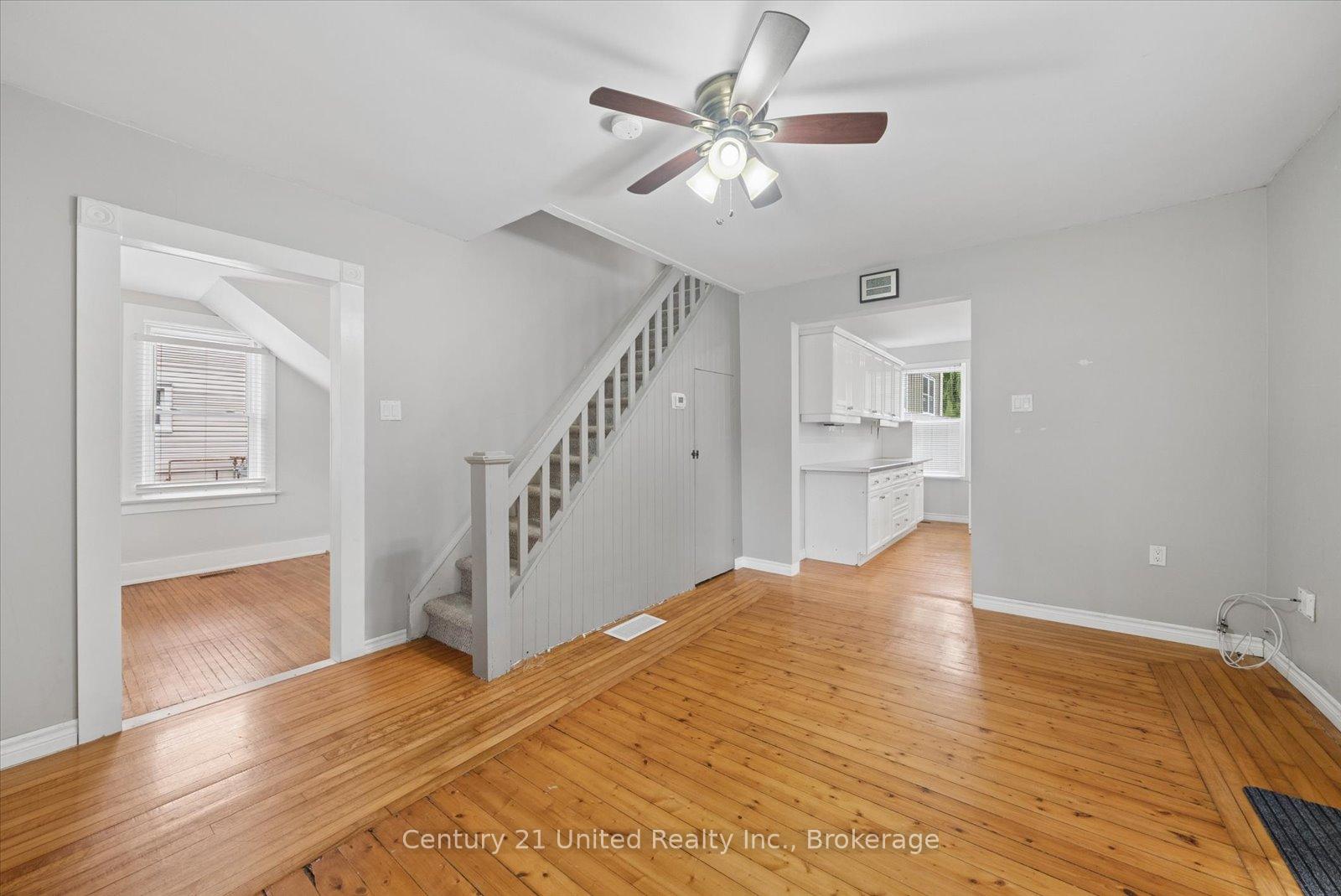 Photo 8 of 270 Rogers Street, Peterborough, Ashburnham Ward 4 — HOMEH
