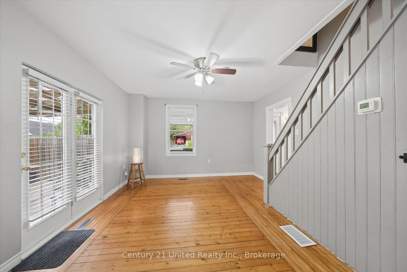 Photo 9 of 270 Rogers Street, Peterborough, Ashburnham Ward 4 — HOMEH