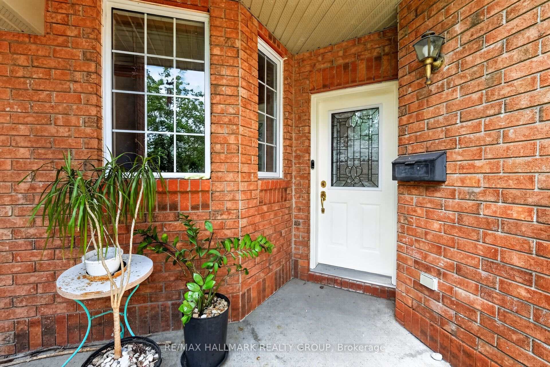 Photo 6 of 174 Carwood Circle W, Ottawa, Carson Meadows — HOMEH