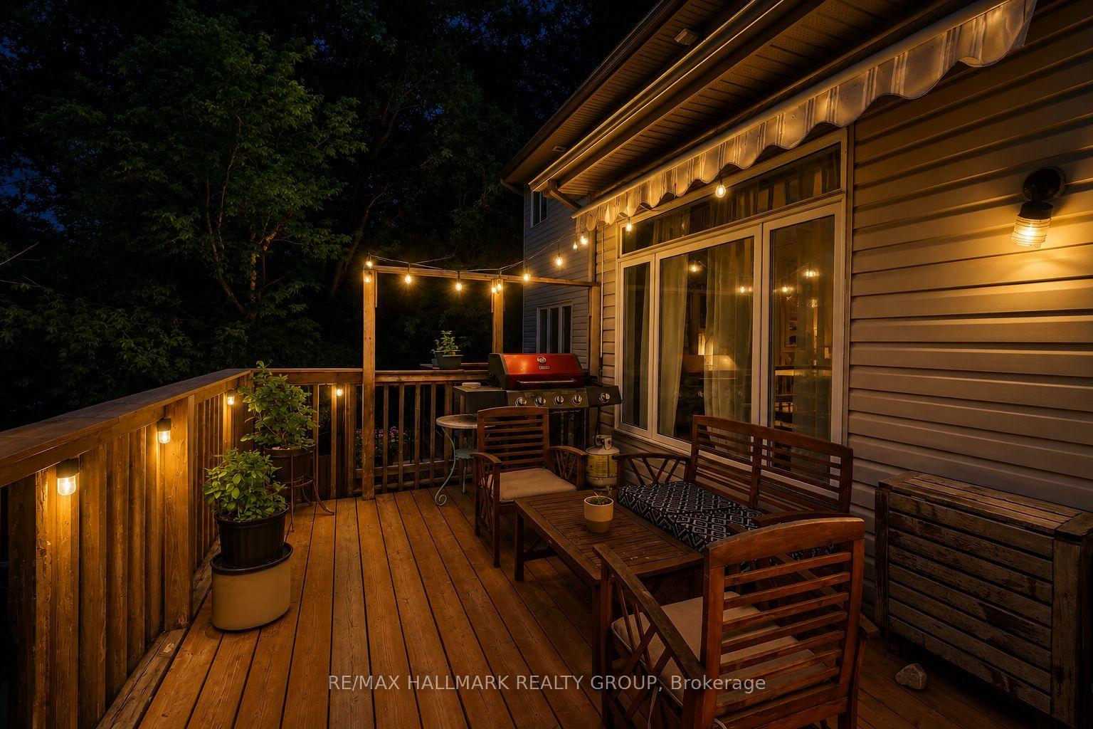 Photo 37 of 174 Carwood Circle W, Ottawa, Carson Meadows — HOMEH
