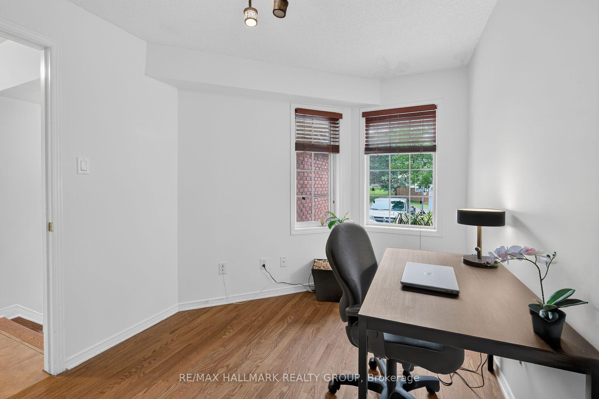 Photo 41 of 174 Carwood Circle W, Ottawa, Carson Meadows — HOMEH