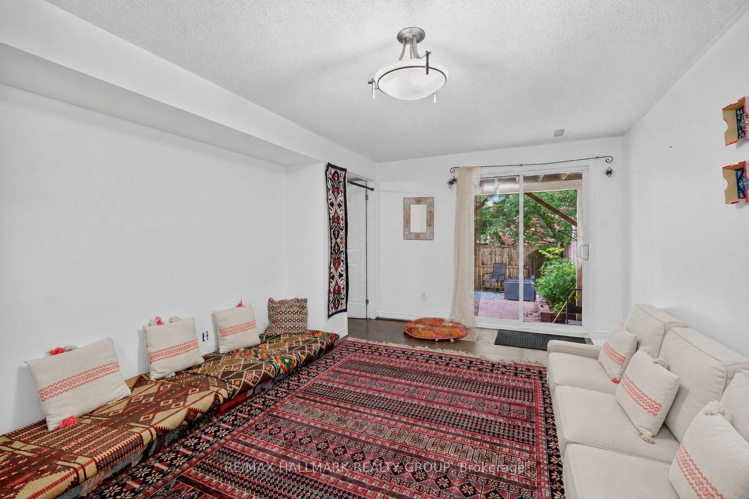 Photo 80 of 174 Carwood Circle W, Ottawa, Carson Meadows — HOMEH
