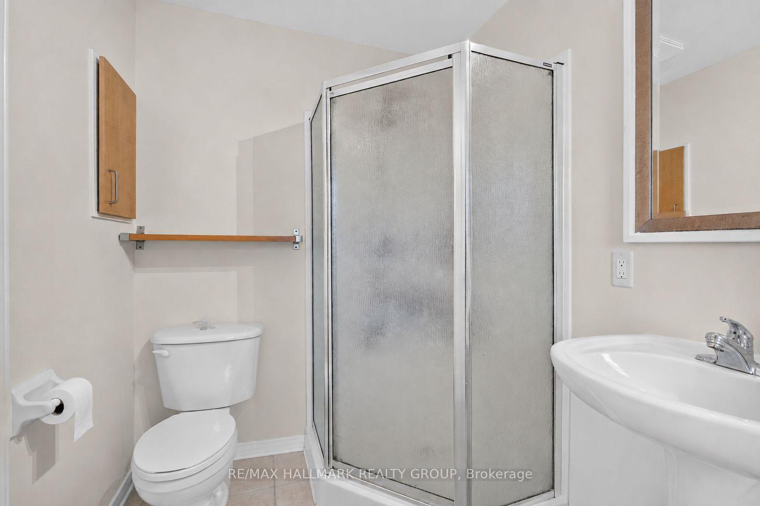 Photo 92 of 174 Carwood Circle W, Ottawa, Carson Meadows — HOMEH