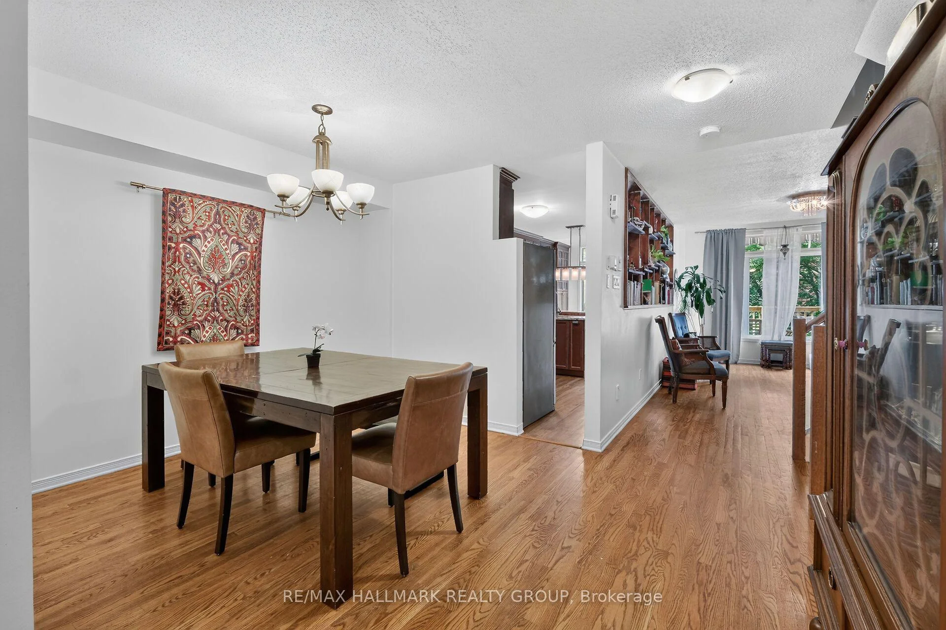 Photo 18 of 174 Carwood Circle W, Ottawa, Carson Meadows — HOMEH