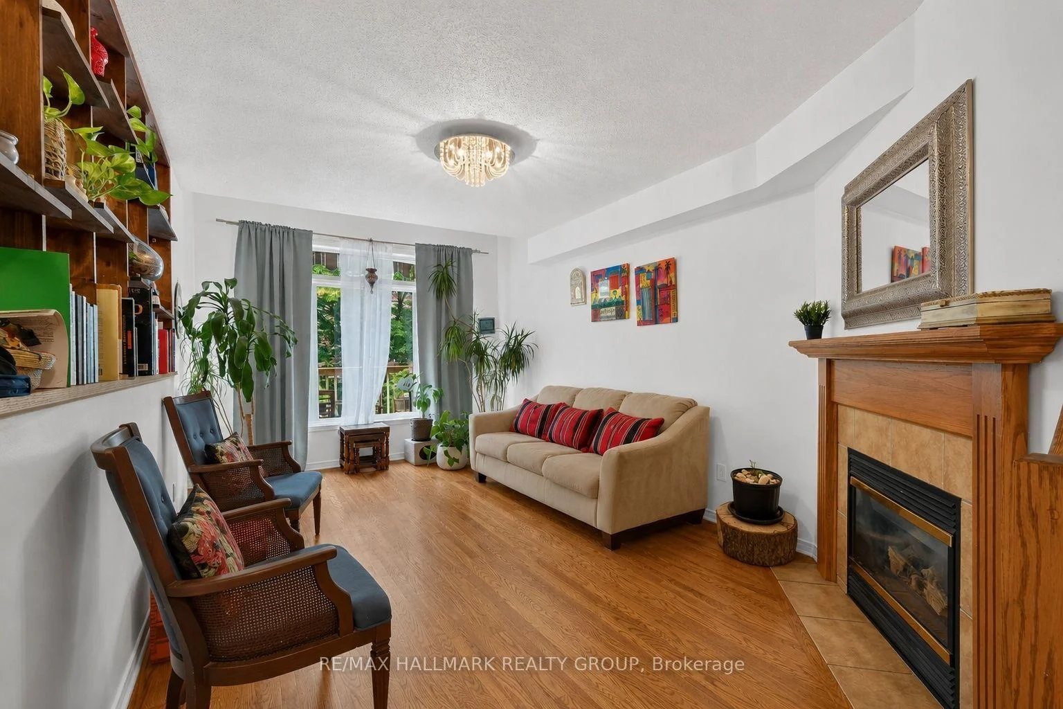 Photo 24 of 174 Carwood Circle W, Ottawa, Carson Meadows — HOMEH