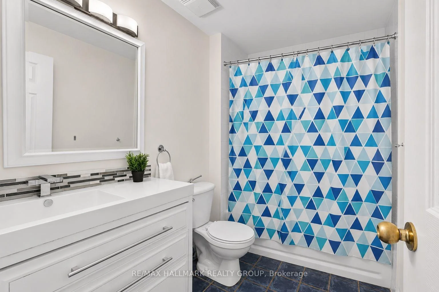 Photo 69 of 174 Carwood Circle W, Ottawa, Carson Meadows — HOMEH