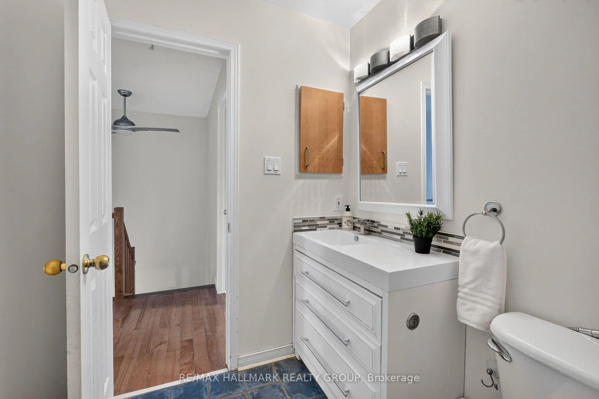 Photo 71 of 174 Carwood Circle W, Ottawa, Carson Meadows — HOMEH