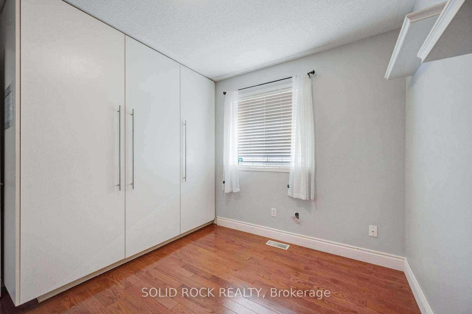 Photo 35 of 41 Trumpet Valley Boulevard, Brampton, Fletcher's Meadow — HOMEH