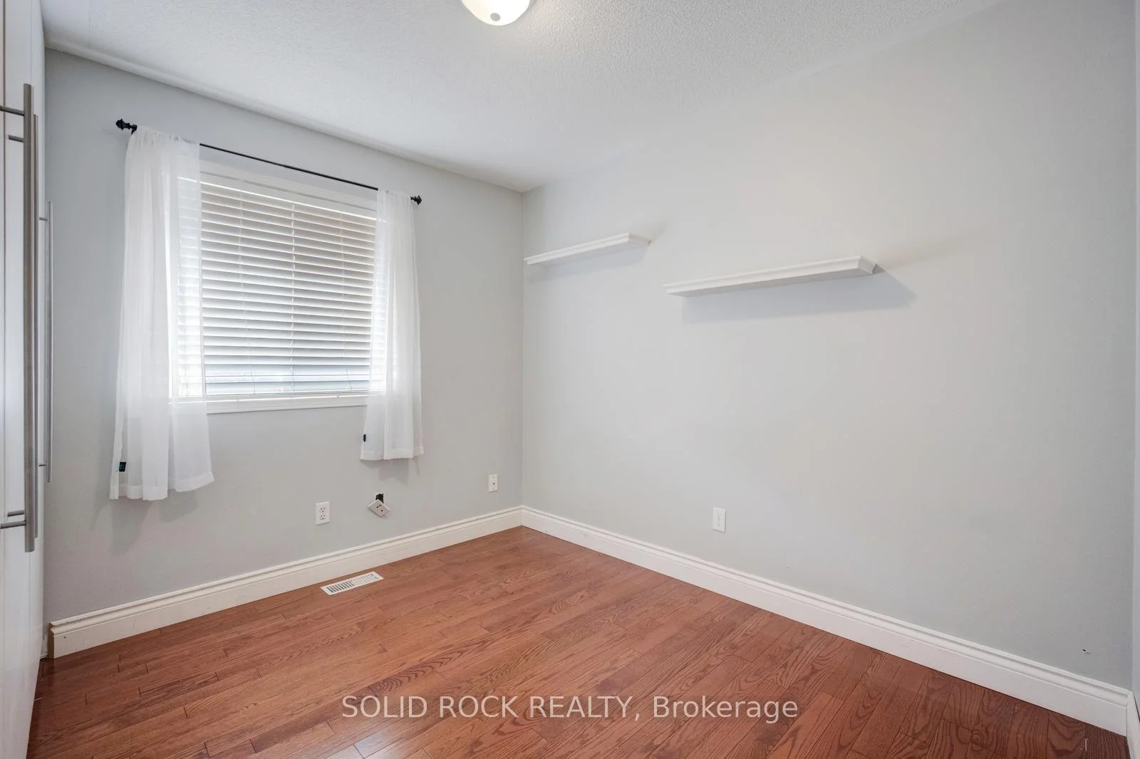 Photo 34 of 41 Trumpet Valley Boulevard, Brampton, Fletcher's Meadow — HOMEH