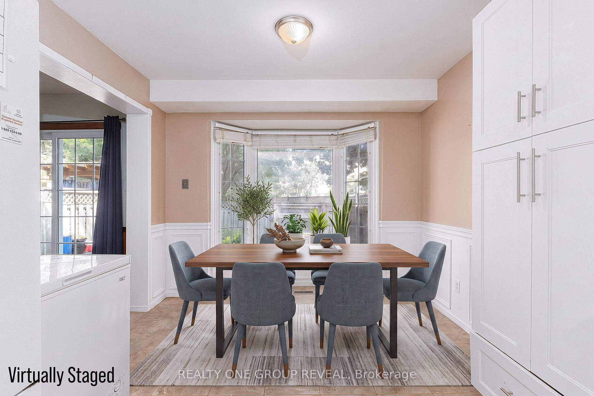 Photo 9 of 4 Stanford Crescent, Clarington, Newcastle — HOMEH