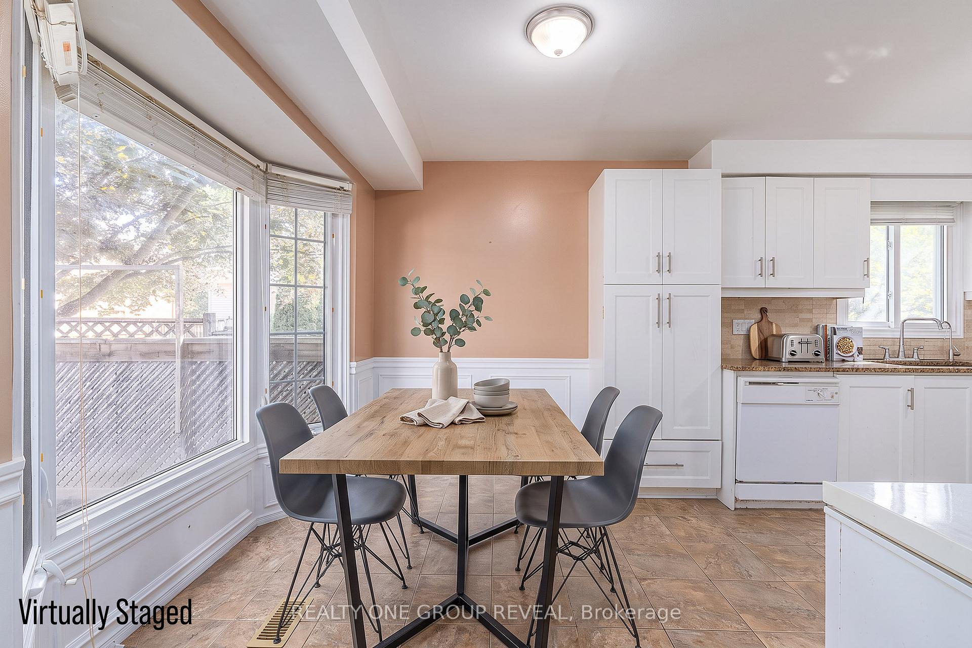 Photo 11 of 4 Stanford Crescent, Clarington, Newcastle — HOMEH