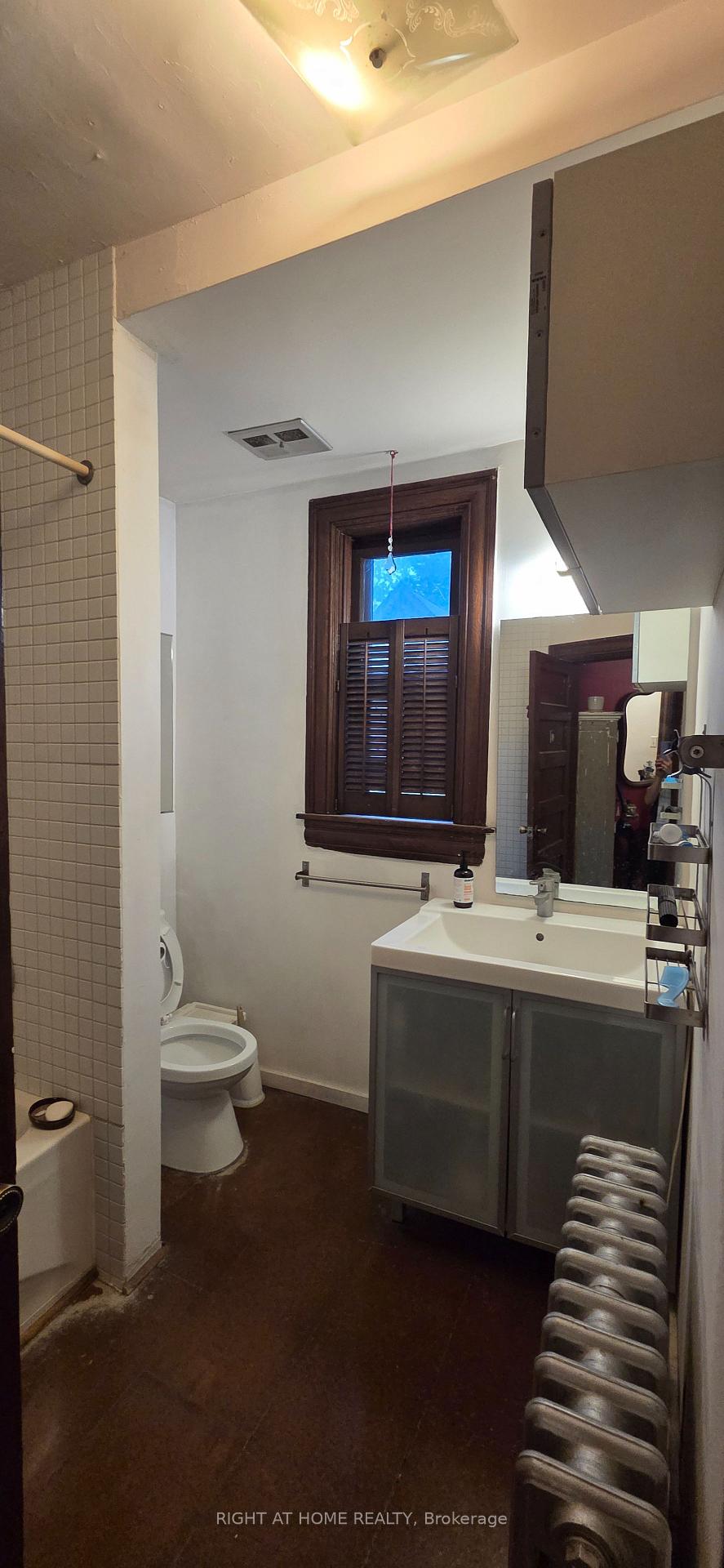 Photo 7 of 179 Gilmour Avenue, Toronto, Junction Area — HOMEH