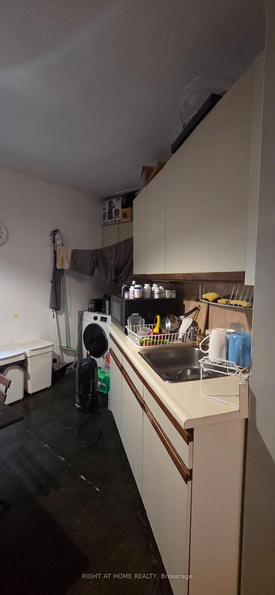 Photo 10 of 179 Gilmour Avenue, Toronto, Junction Area — HOMEH