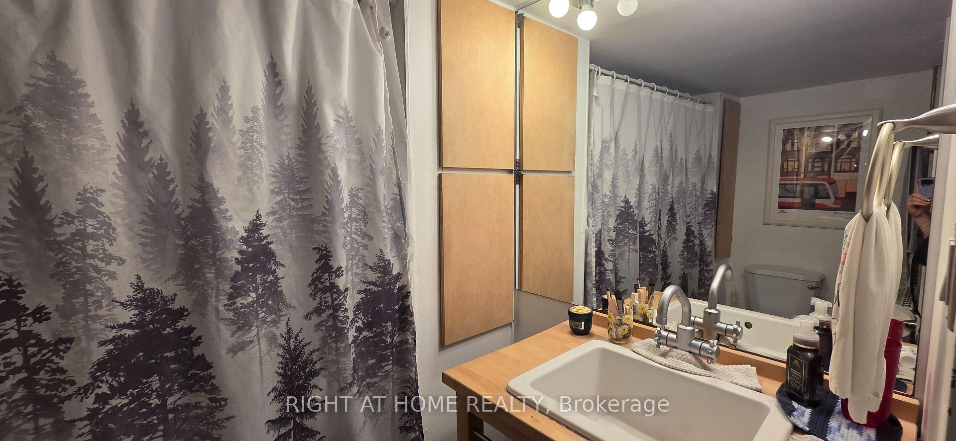 Photo 11 of 179 Gilmour Avenue, Toronto, Junction Area — HOMEH