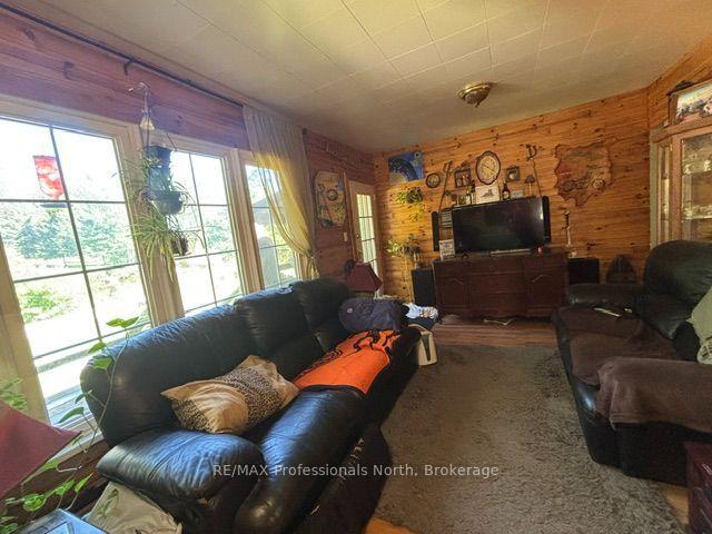 Photo 12 of 1436 Spring Valley Road, Minden Hills, Lutterworth — HOMEH