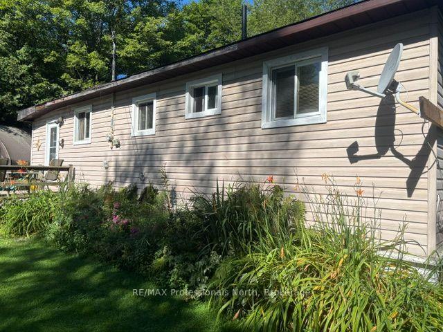 Photo 25 of 1436 Spring Valley Road, Minden Hills, Lutterworth — HOMEH