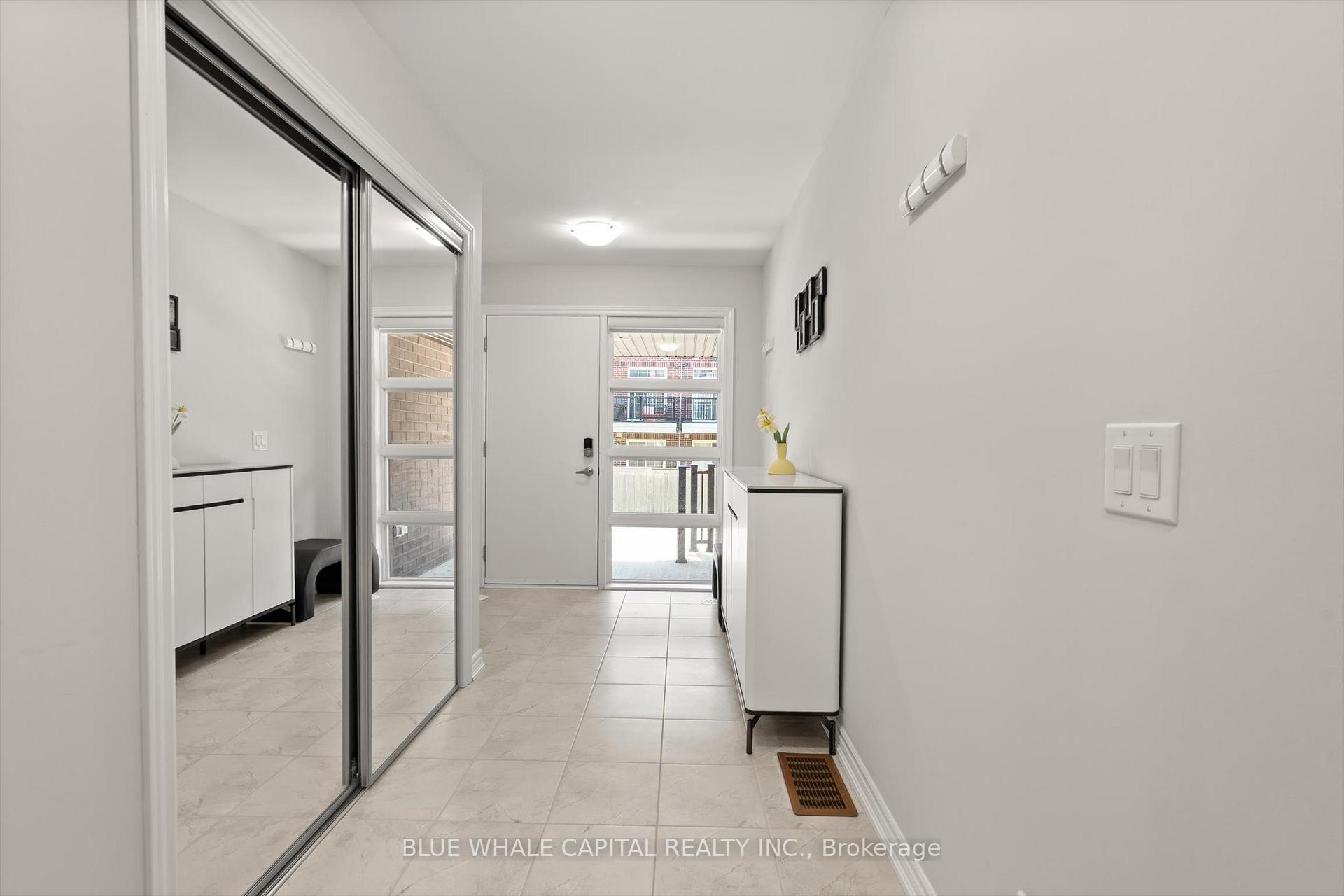 Photo 19 of 16 Herman Gilroy Lane, Markham, Angus Glen — HOMEH
