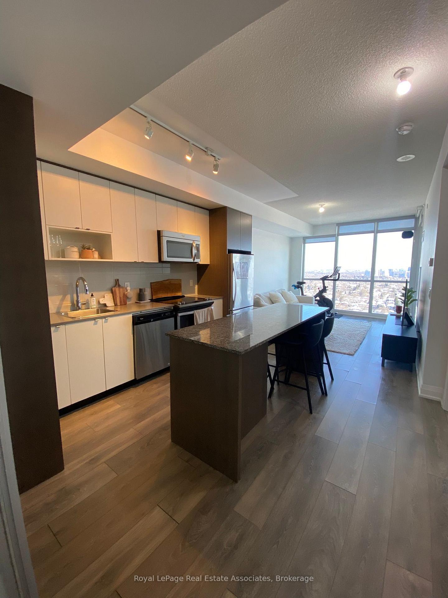 Photo 6 of Unit 2701, 9 Valhalla Inn Road, Etobicoke, Islington-City Centre West — HOMEH