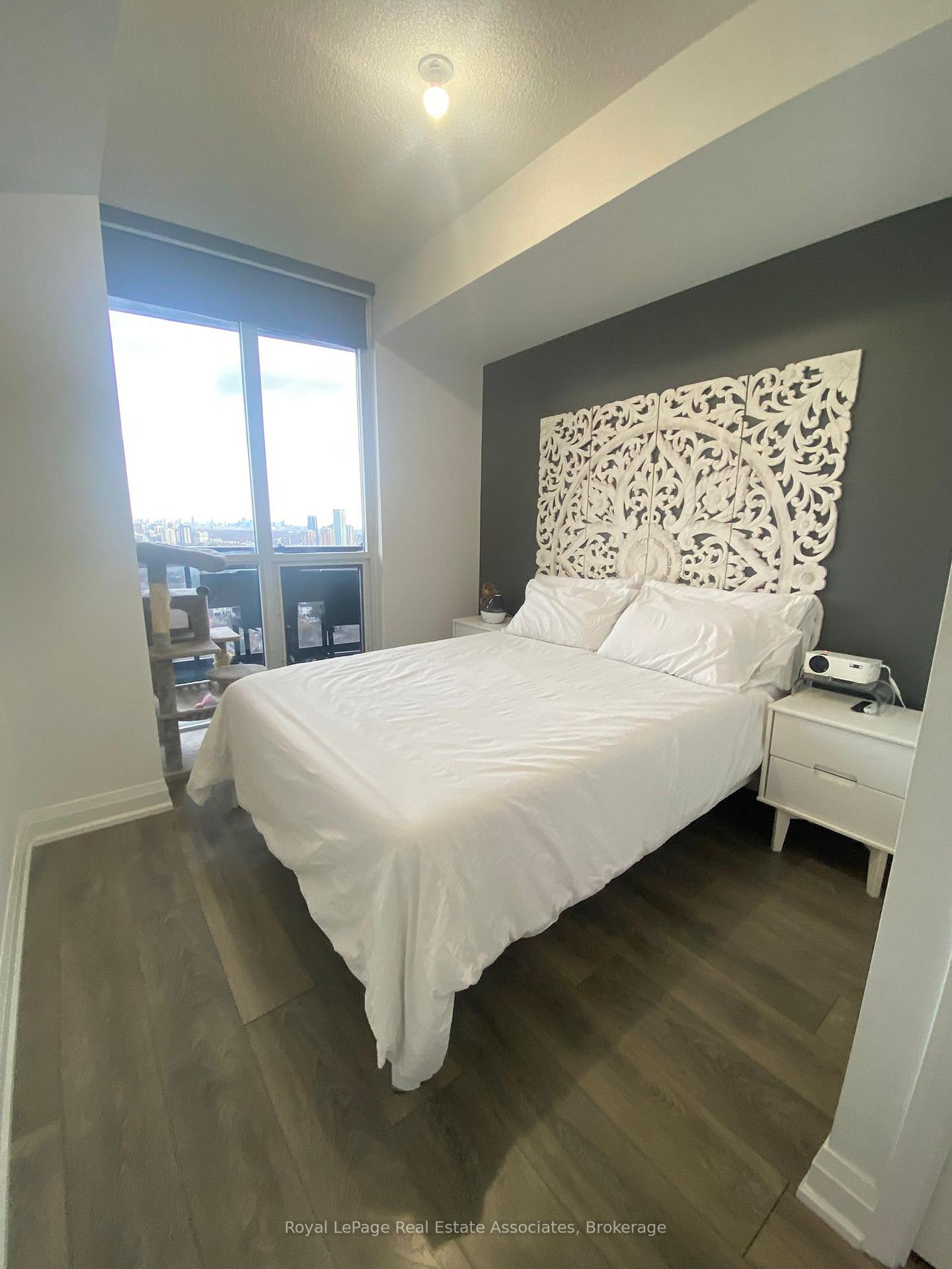 Photo 14 of Unit 2701, 9 Valhalla Inn Road, Etobicoke, Islington-City Centre West — HOMEH