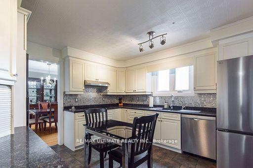 Photo 12 of 34 Briarwood Crescent, Belleville, Belleville Ward — HOMEH