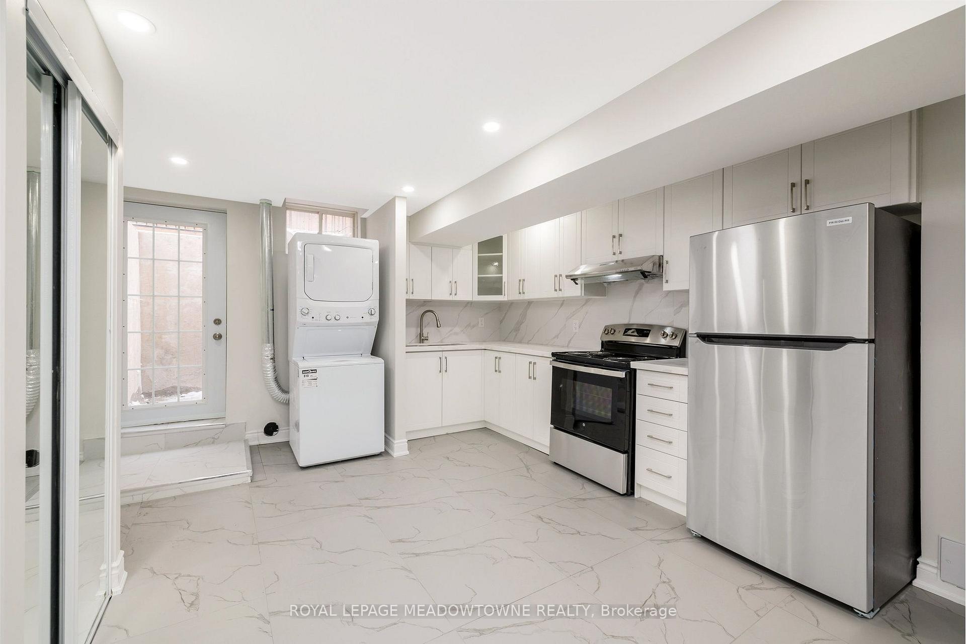 Photo 10 of Unit Bsmt, 1603 Hume Way, Milton, Beaty — HOMEH