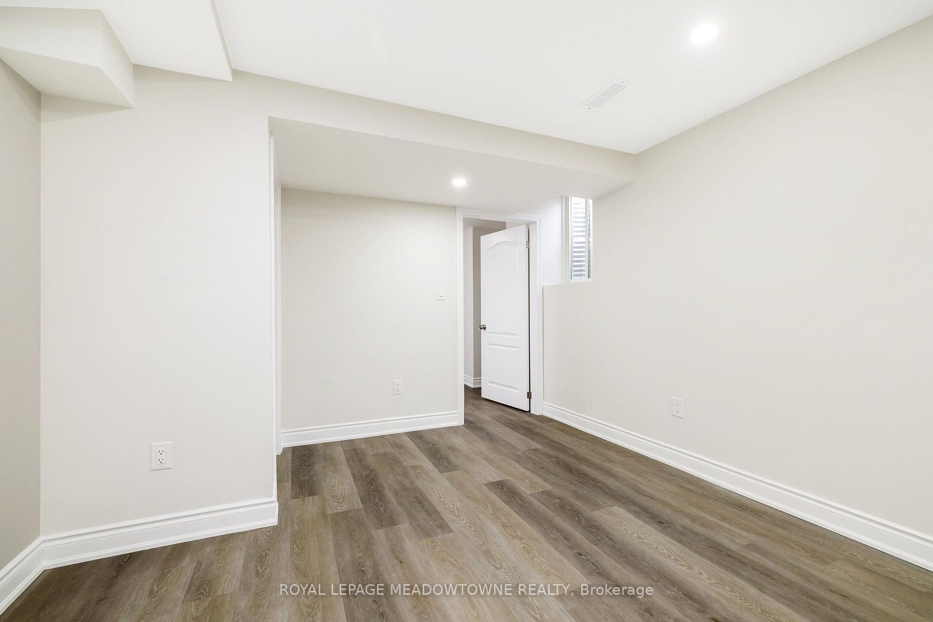 Photo 18 of Unit Bsmt, 1603 Hume Way, Milton, Beaty — HOMEH