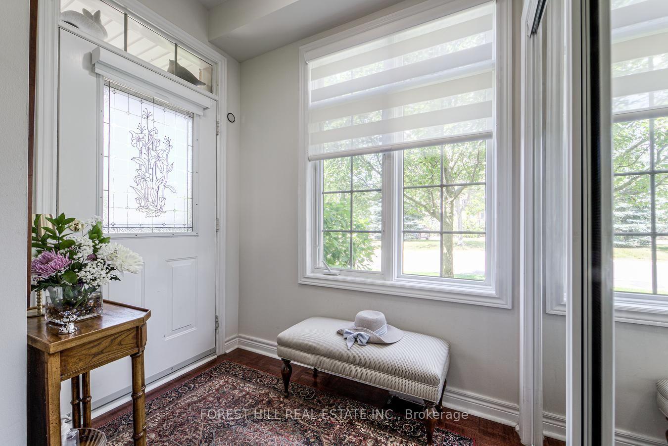 Photo 3 of 69 Louisburg Way, Markham, Greensborough — HOMEH