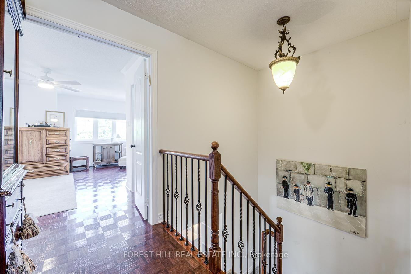 Photo 15 of 69 Louisburg Way, Markham, Greensborough — HOMEH
