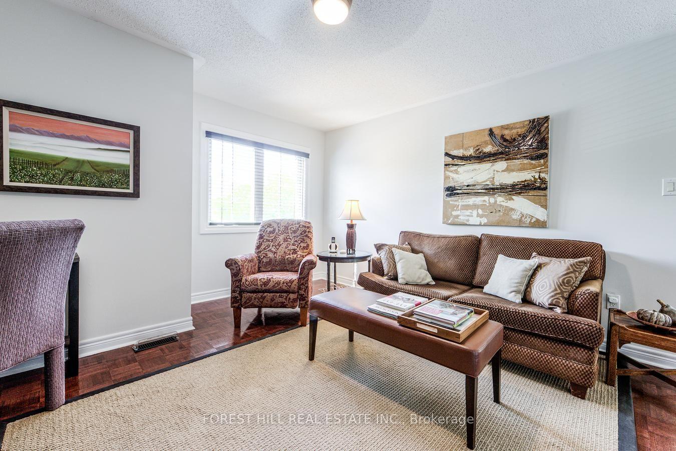 Photo 23 of 69 Louisburg Way, Markham, Greensborough — HOMEH