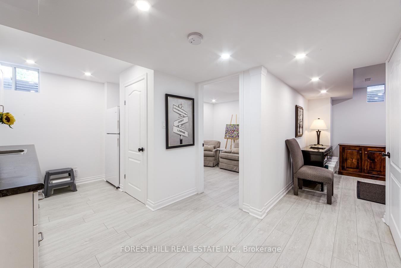 Photo 27 of 69 Louisburg Way, Markham, Greensborough — HOMEH