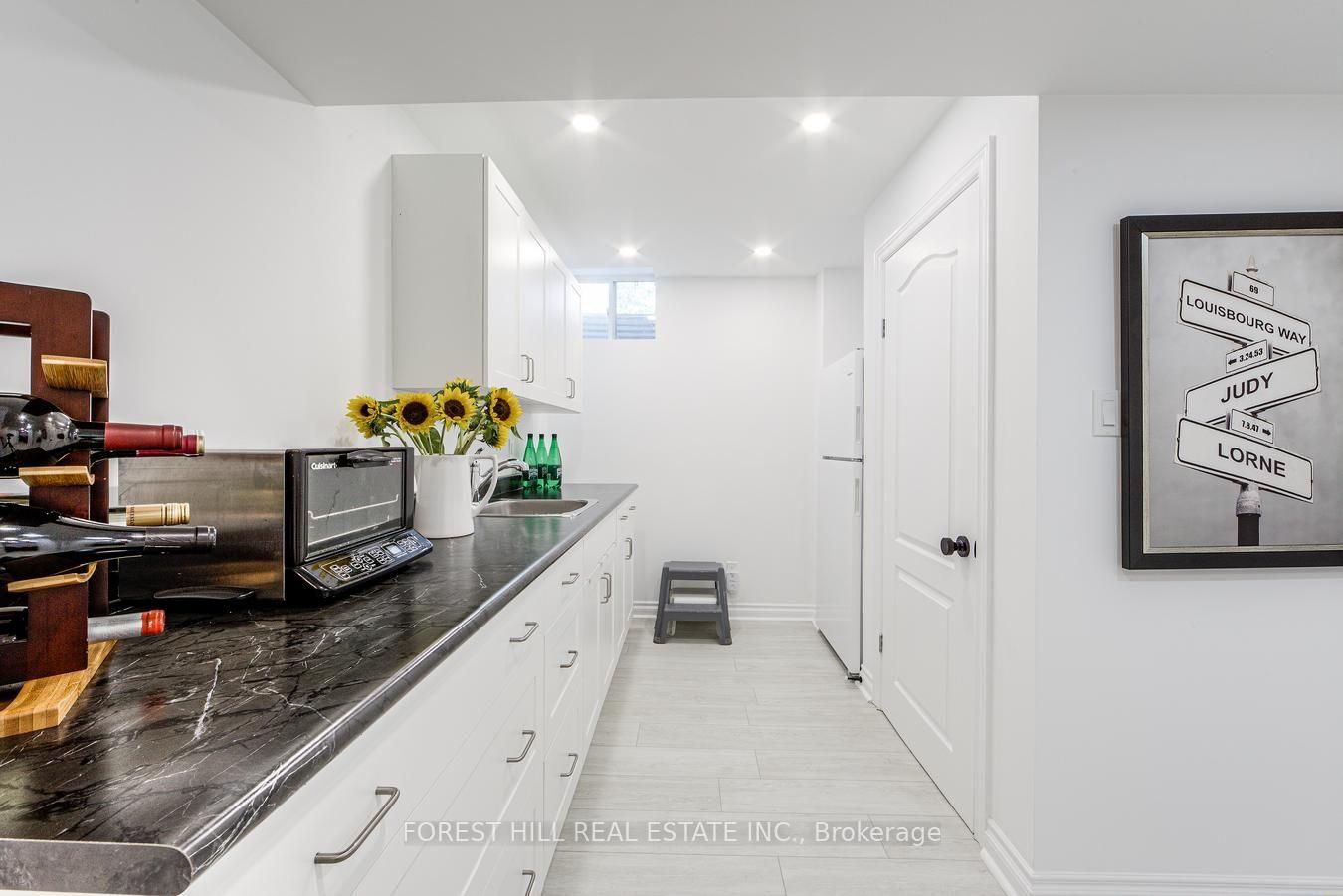Photo 29 of 69 Louisburg Way, Markham, Greensborough — HOMEH