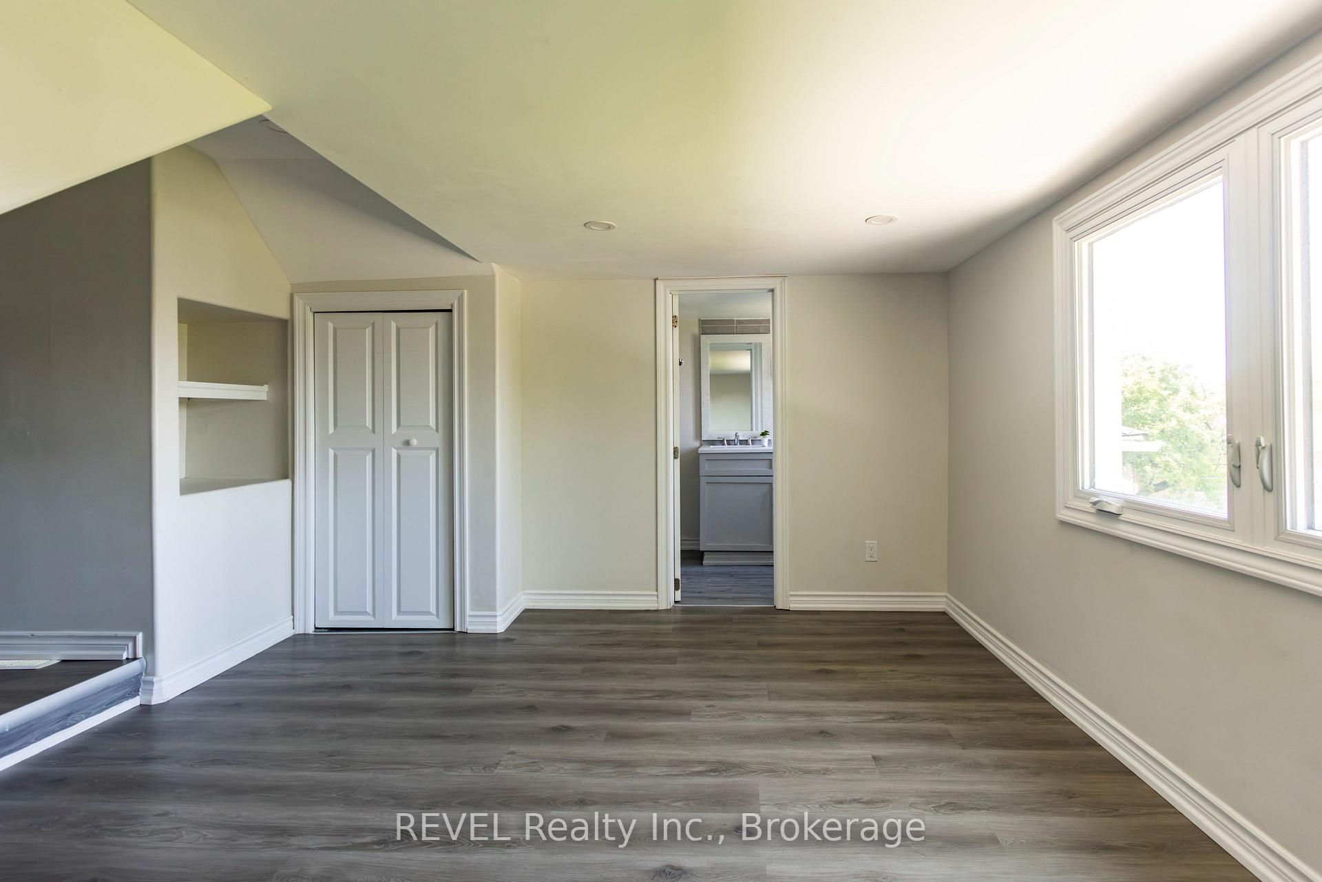 Photo 29 of 45 Parker Street, St. Catharines, Western Hill — HOMEH