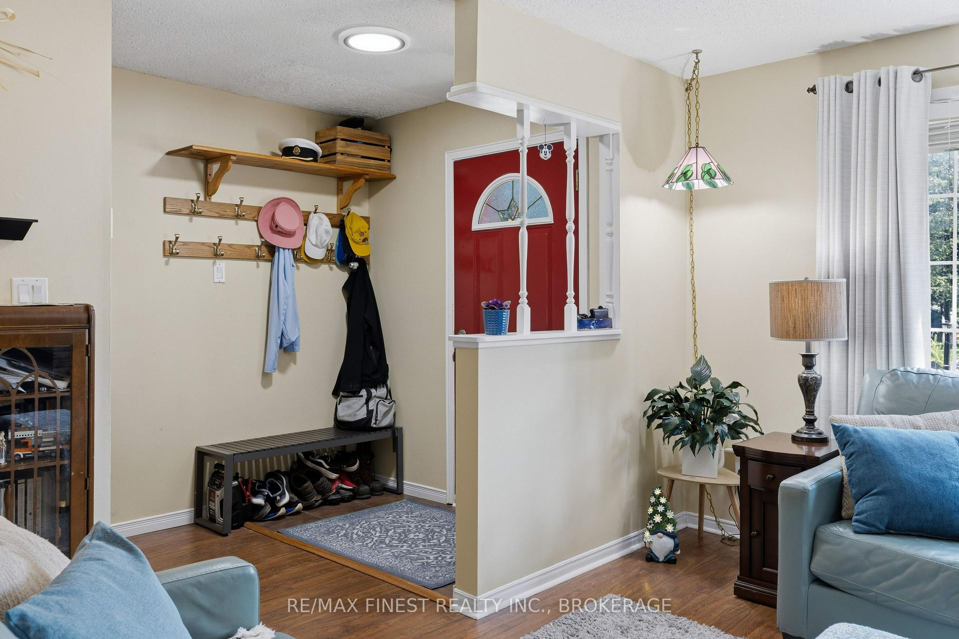 Photo 5 of 780 Cedarwood Drive, Kingston, City Northwest — HOMEH