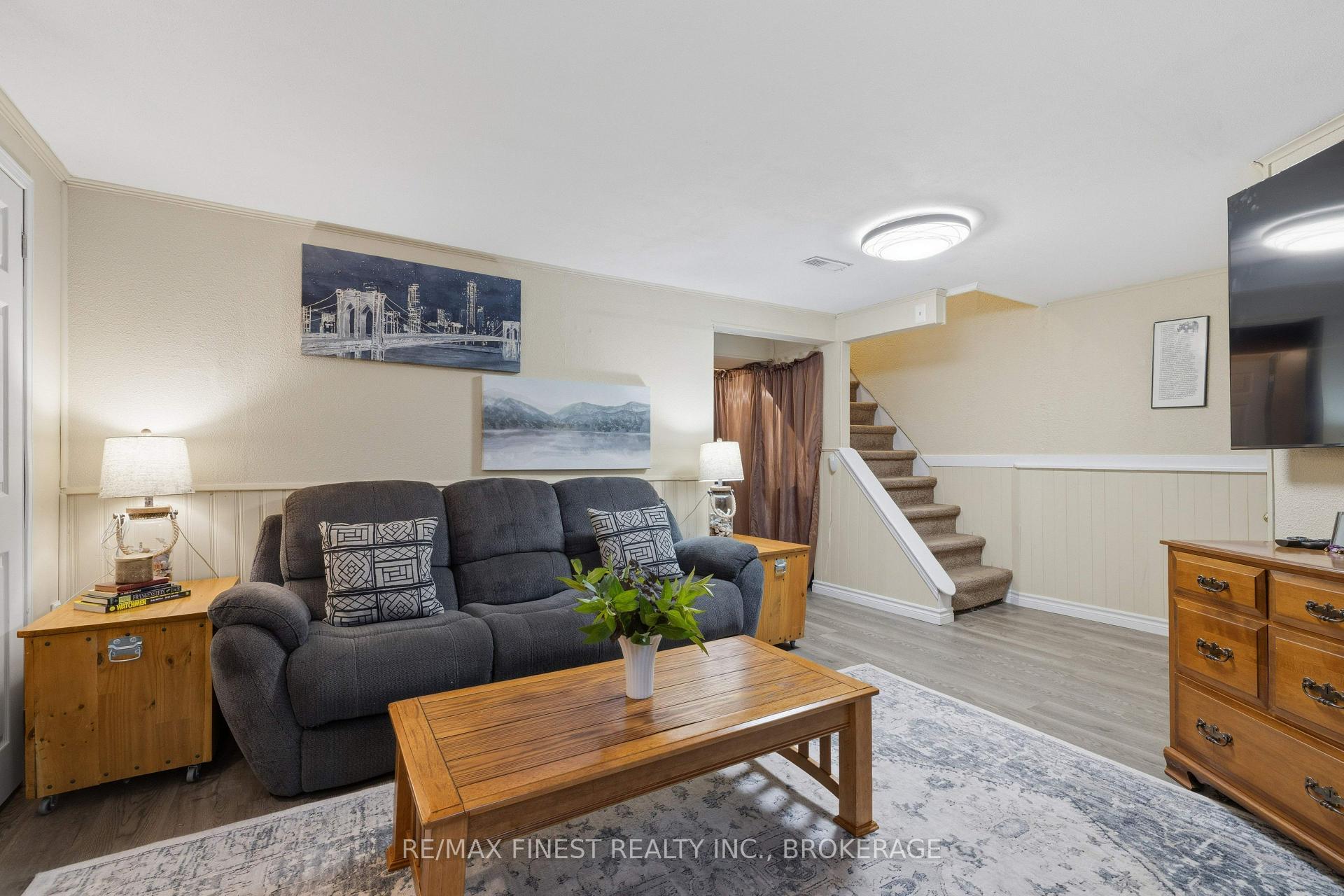 Photo 26 of 780 Cedarwood Drive, Kingston, City Northwest — HOMEH