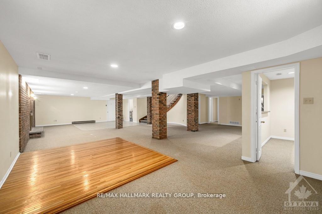 Photo 24 of 95 Macnabb Place, Ottawa, Rockcliffe — HOMEH