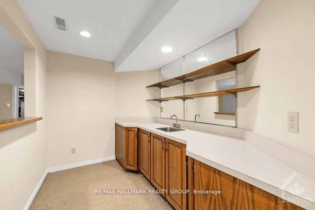 Photo 25 of 95 Macnabb Place, Ottawa, Rockcliffe — HOMEH