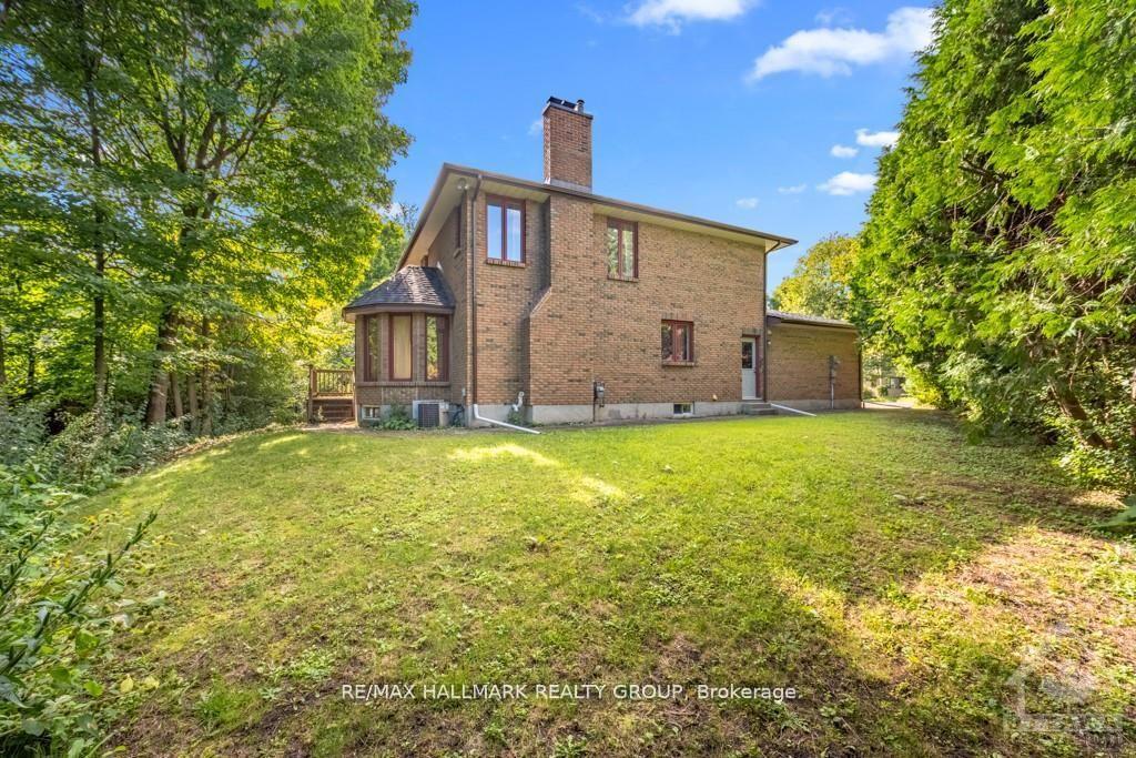 Photo 29 of 95 Macnabb Place, Ottawa, Rockcliffe — HOMEH