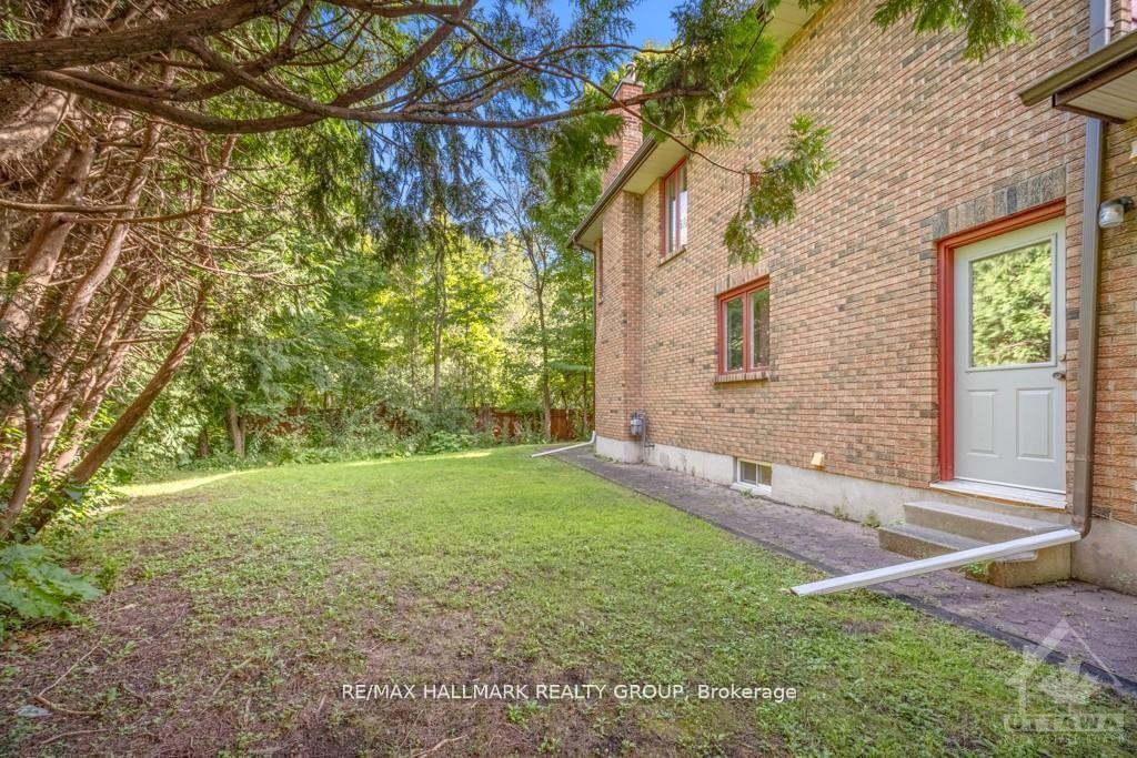 Photo 30 of 95 Macnabb Place, Ottawa, Rockcliffe — HOMEH