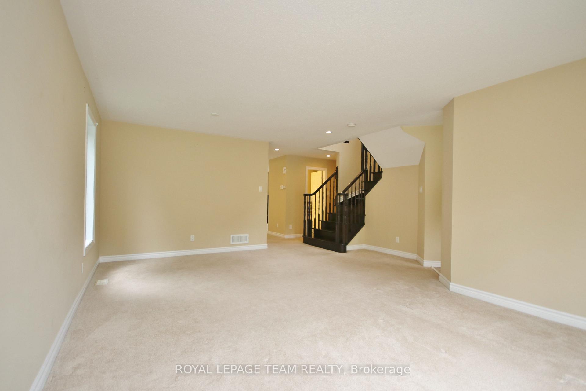 Photo 4 of 593 Clearbrook Drive, Ottawa, Barrhaven - Strandherd — HOMEH