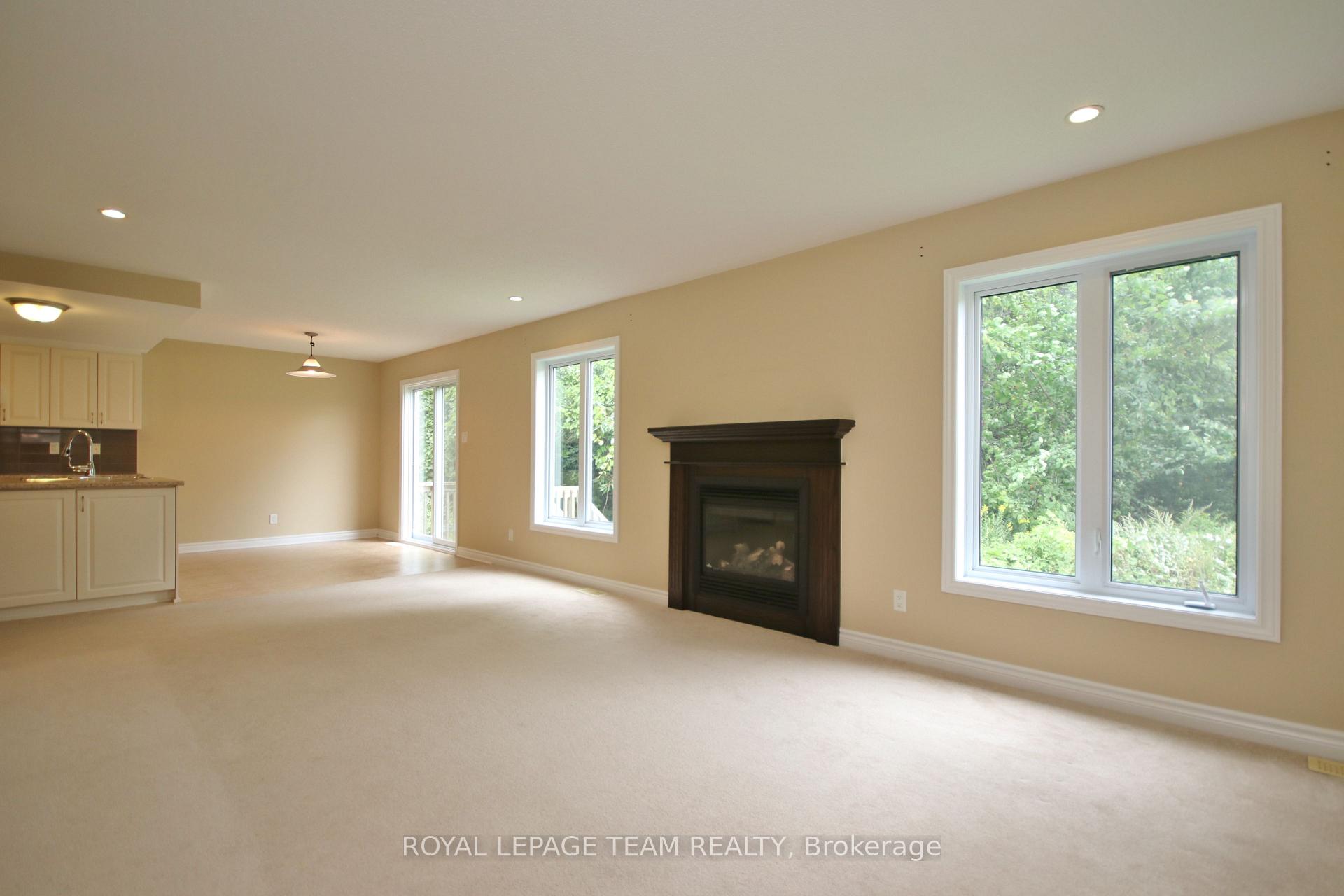 Photo 10 of 593 Clearbrook Drive, Ottawa, Barrhaven - Strandherd — HOMEH