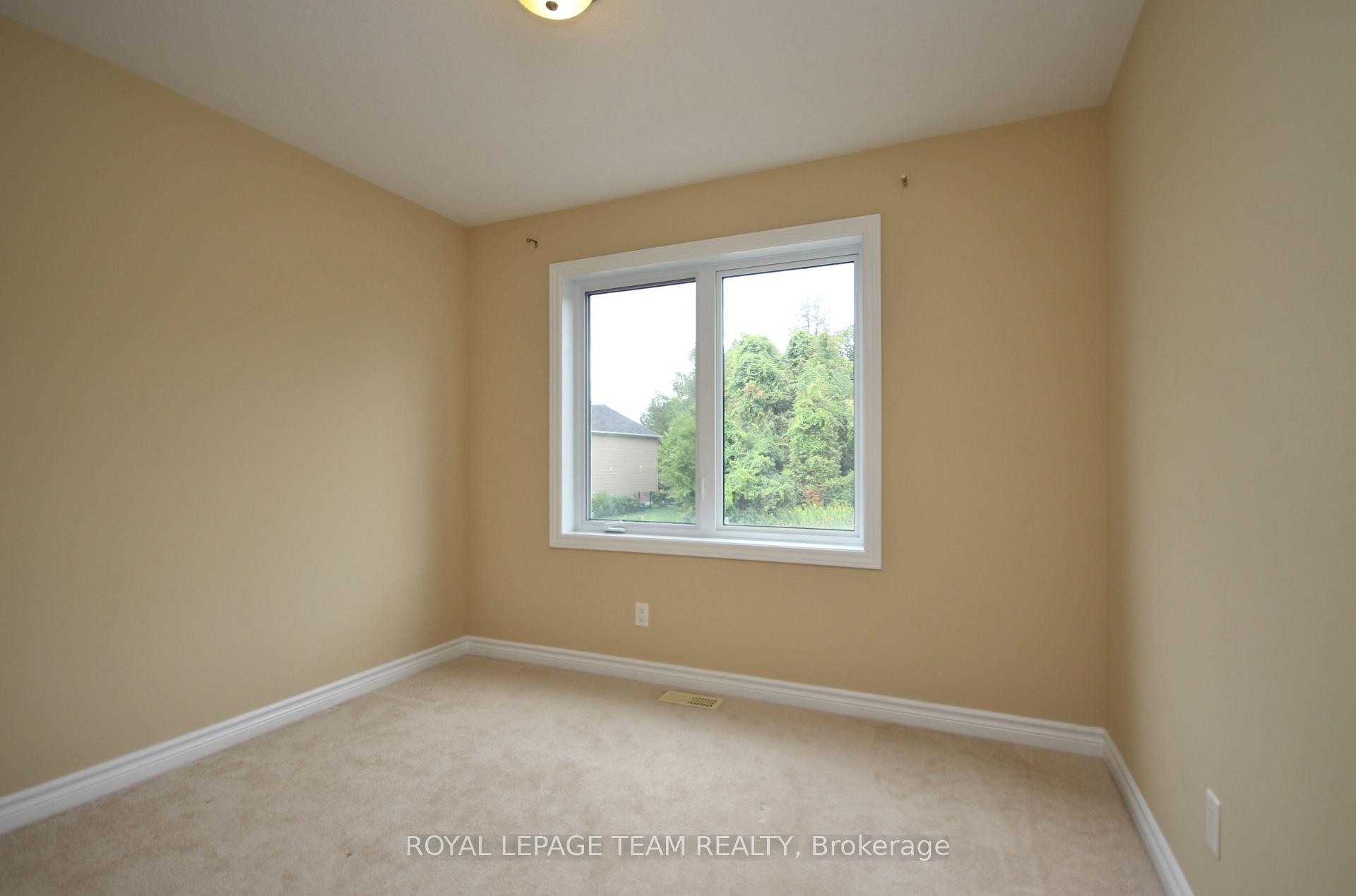 Photo 20 of 593 Clearbrook Drive, Ottawa, Barrhaven - Strandherd — HOMEH