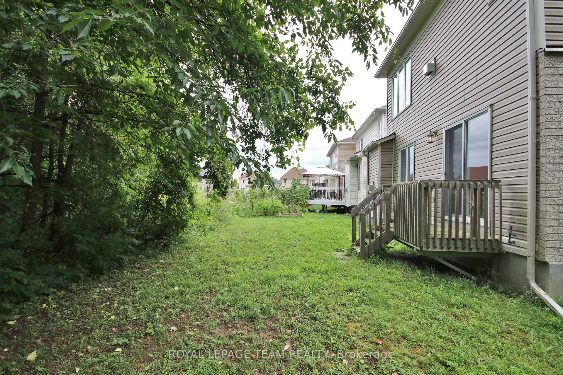 Photo 24 of 593 Clearbrook Drive, Ottawa, Barrhaven - Strandherd — HOMEH