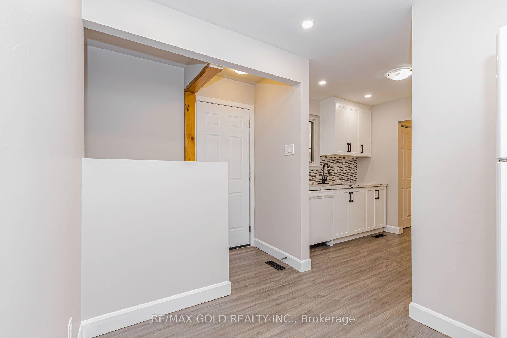 Photo 21 of 14 Flamingo Crescent, Brampton, Southgate — HOMEH