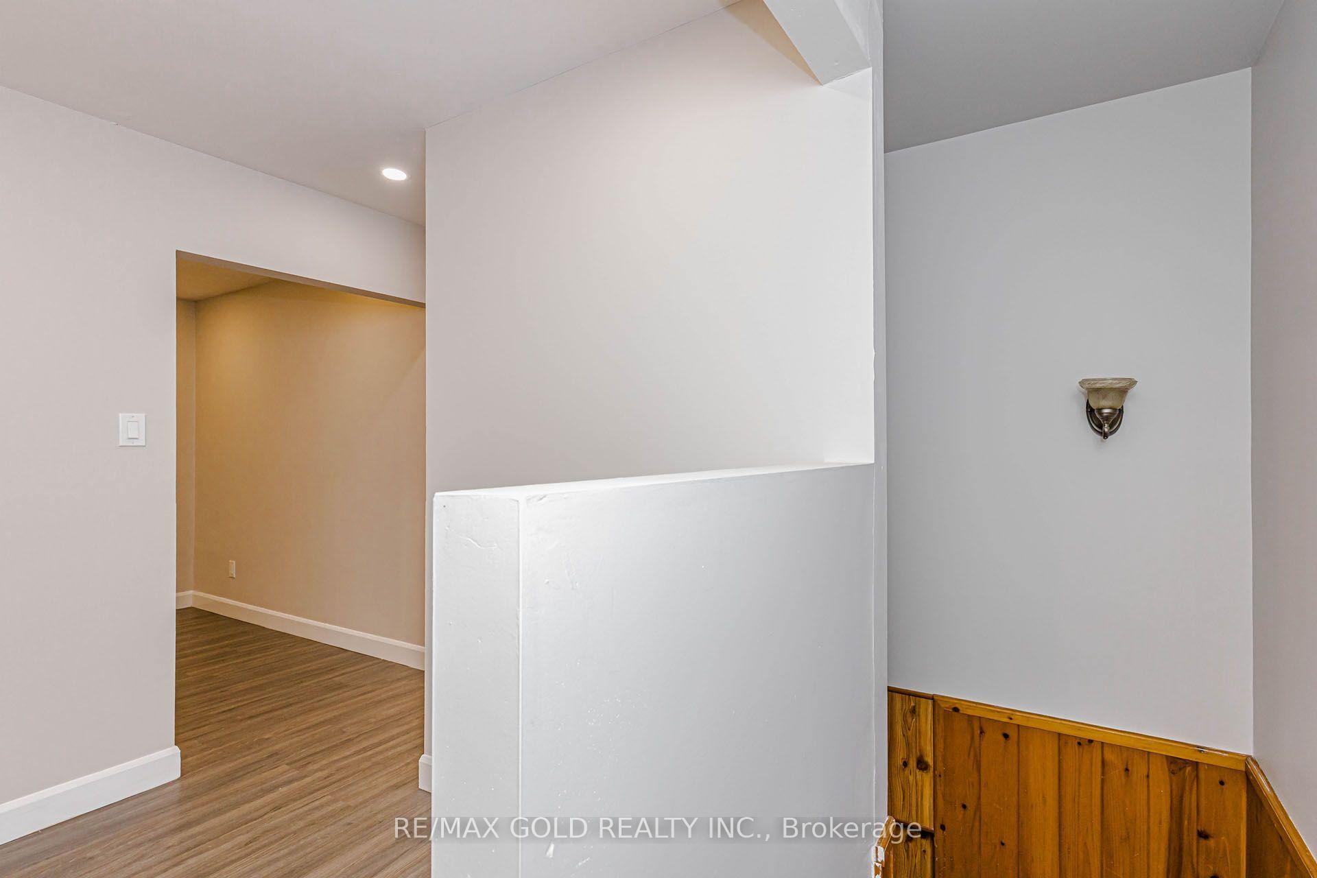 Photo 22 of 14 Flamingo Crescent, Brampton, Southgate — HOMEH