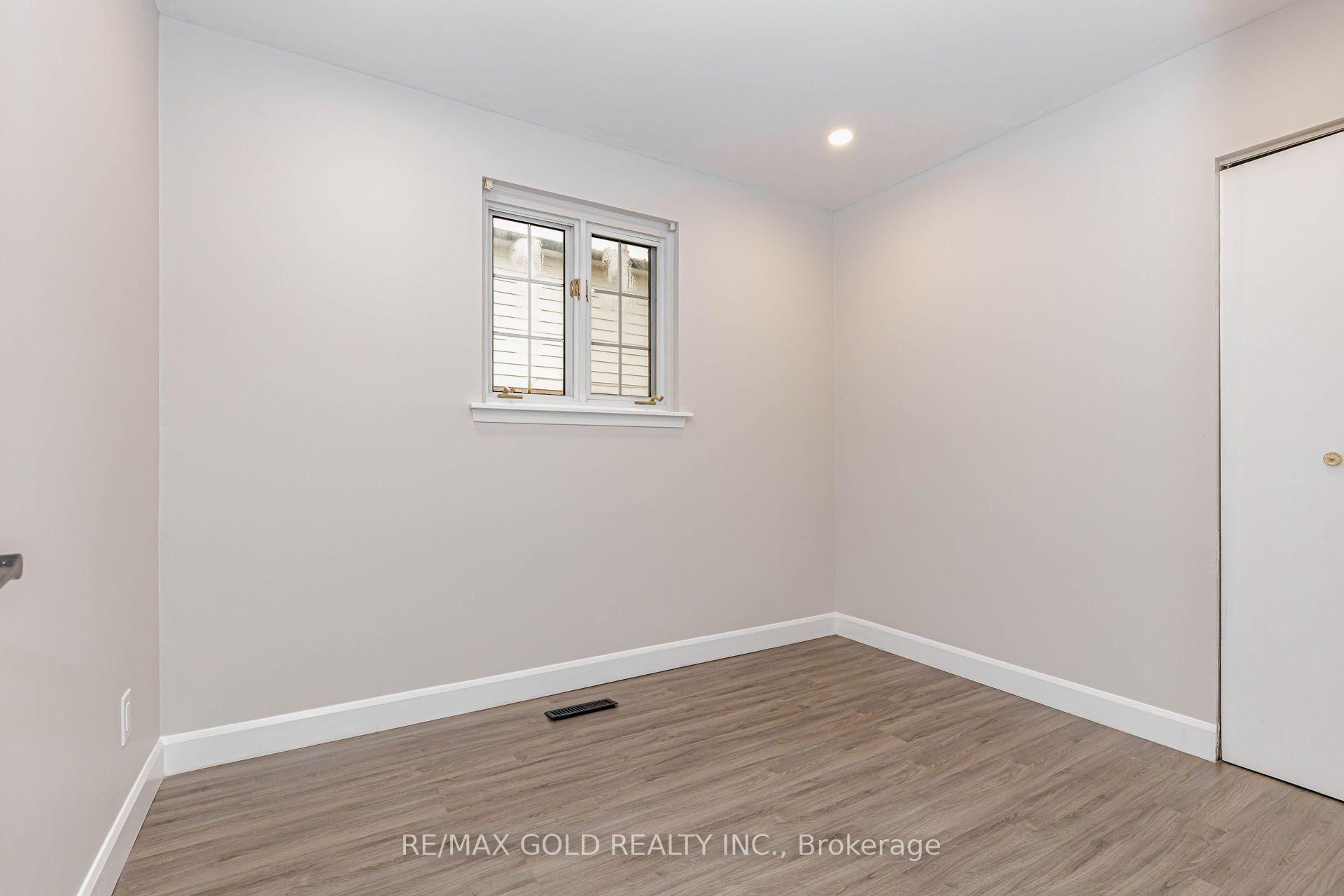 Photo 31 of 14 Flamingo Crescent, Brampton, Southgate — HOMEH