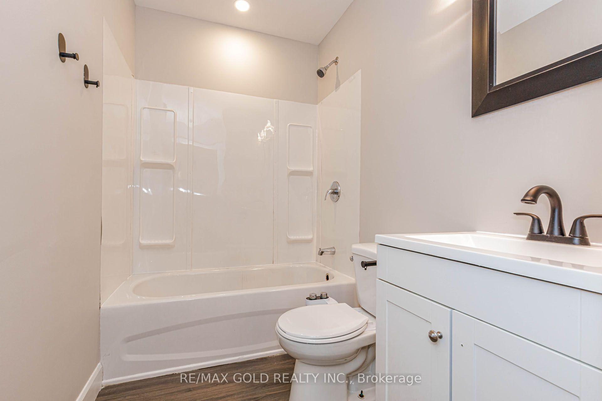 Photo 35 of 14 Flamingo Crescent, Brampton, Southgate — HOMEH