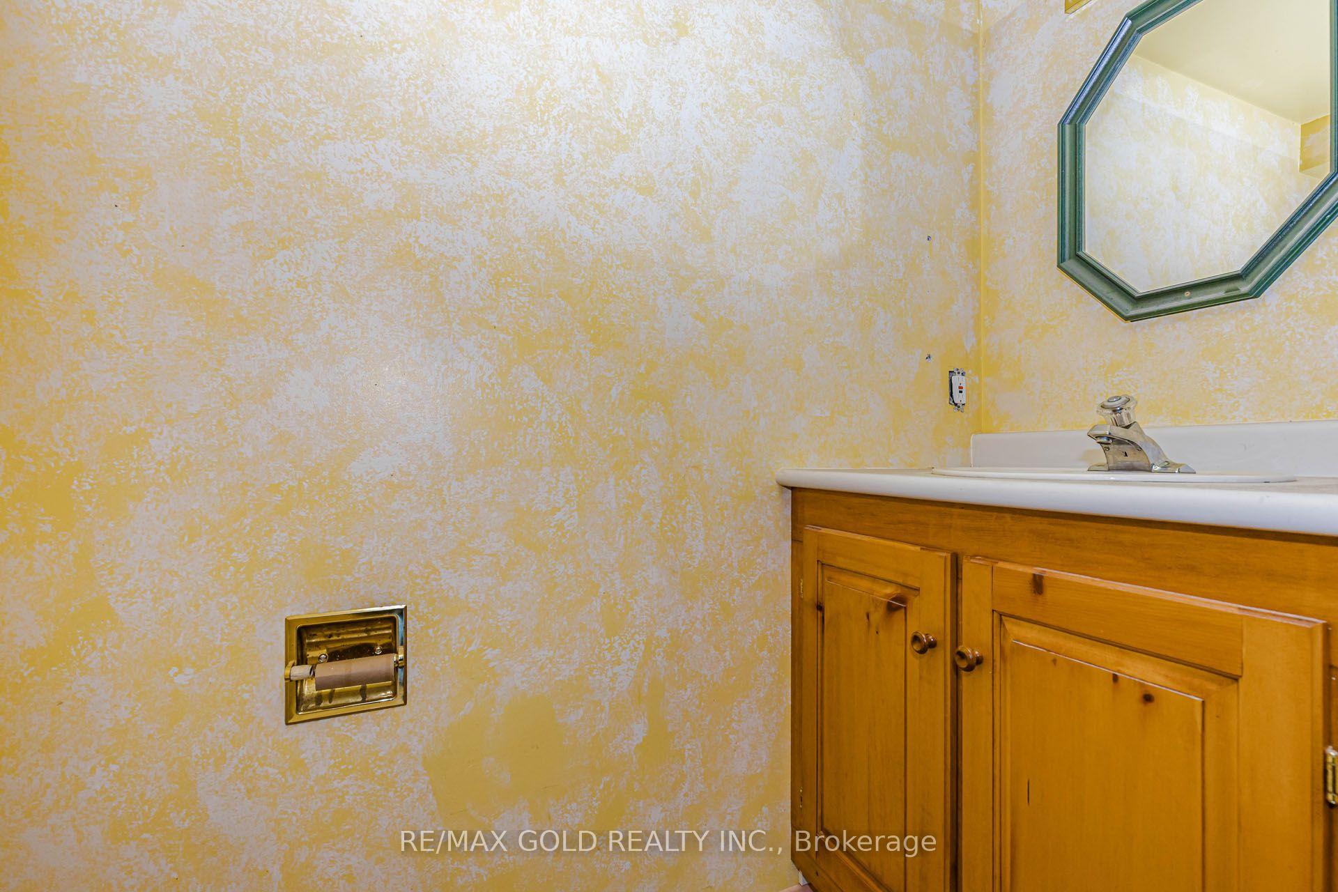Photo 46 of 14 Flamingo Crescent, Brampton, Southgate — HOMEH